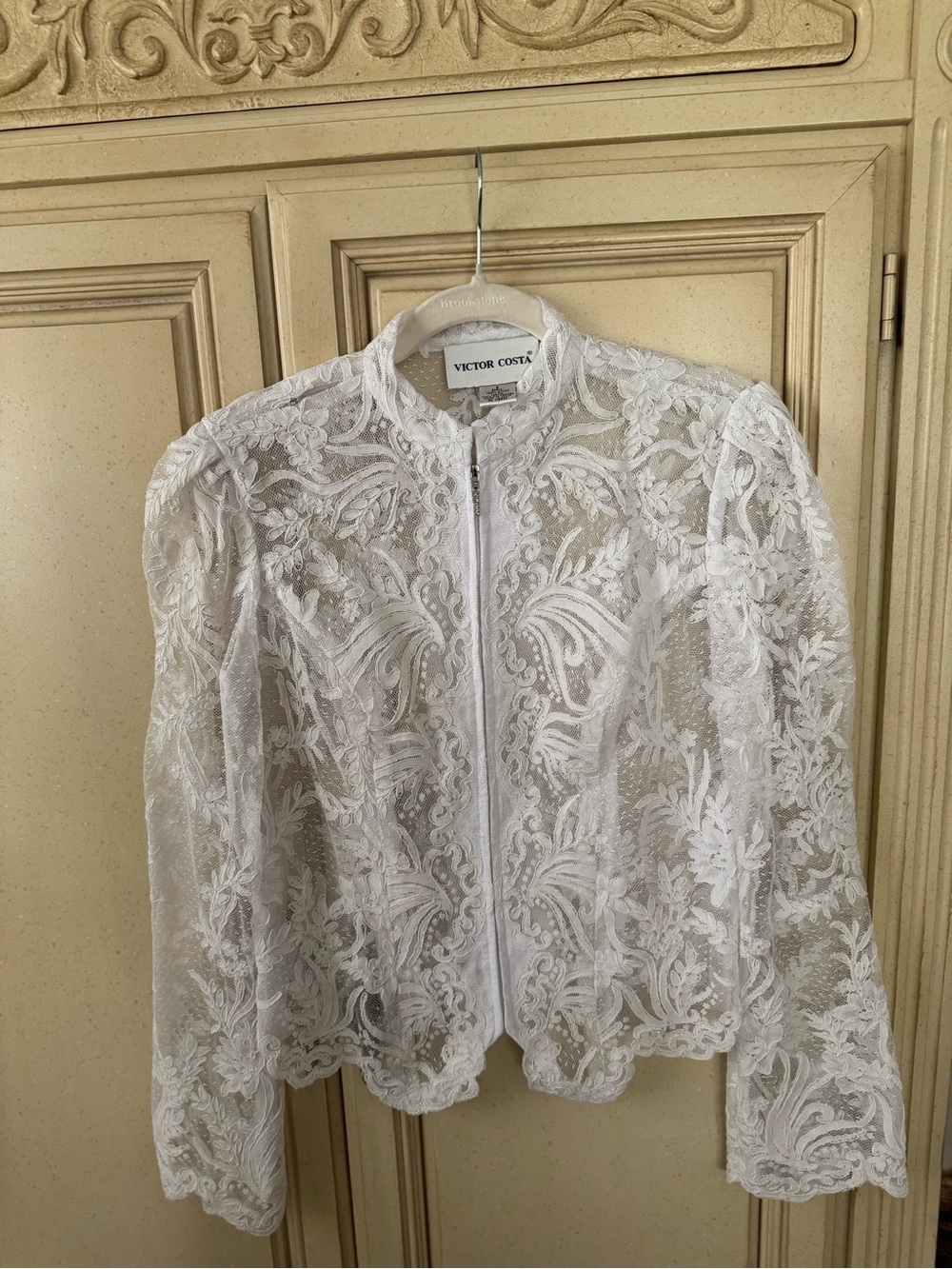 Victor Costa Ivory Floral Lace Zip Jacket